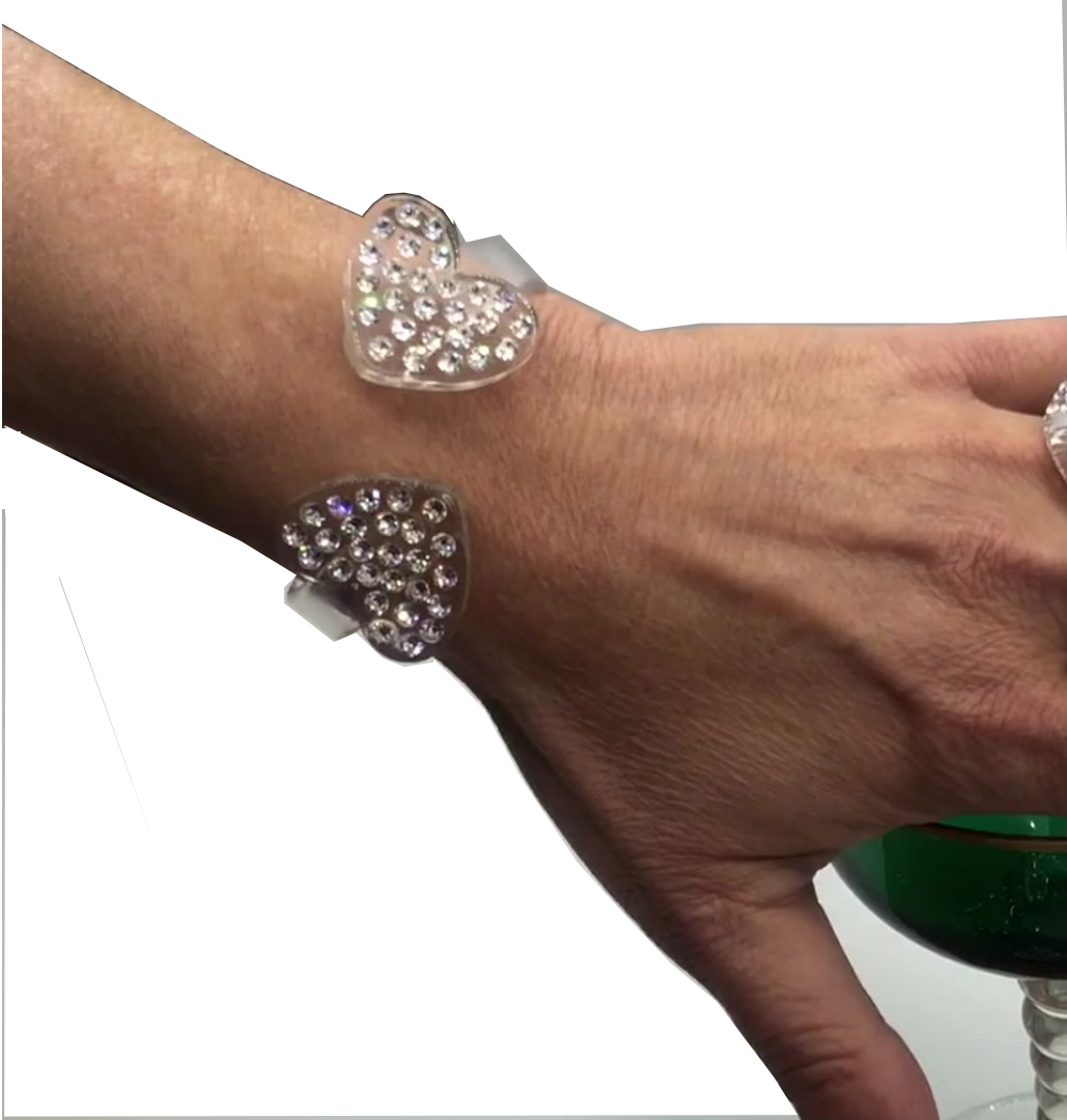 Bracc-cuori-indossato